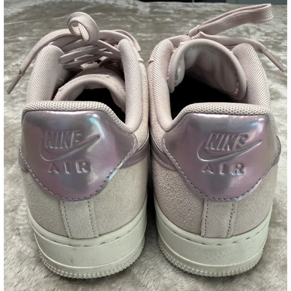 Nike Air Force 1 07 Platinum Violet Lavender Iridescent Sneakers Womens Size 10